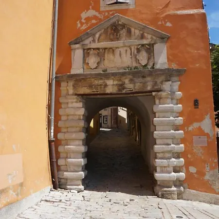Rosanna - Intermezzo In Center Of Rabac