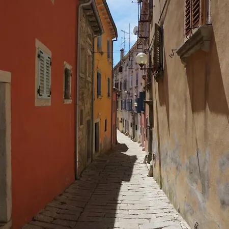 Rosanna - Intermezzo In Center Of