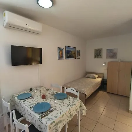 Rosanna - Intermezzo In Center Of