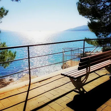 Rosanna - Intermezzo In Center Of Rabac